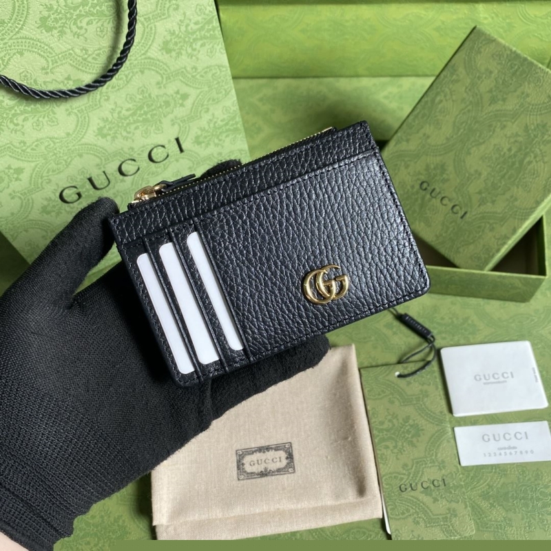 G*u*i wallets & purse